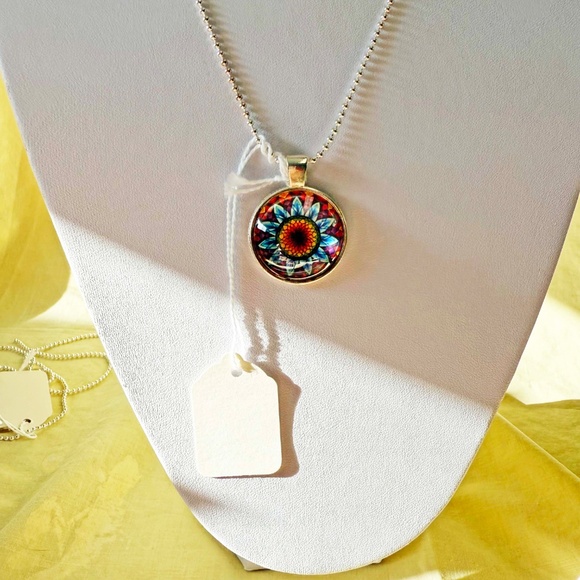 MANDALA PATTERN PENDANT NECKLACE, HANDMADE, GLASS DOME ON METAL, 23 INCH SILVER- - Picture 3 of 5